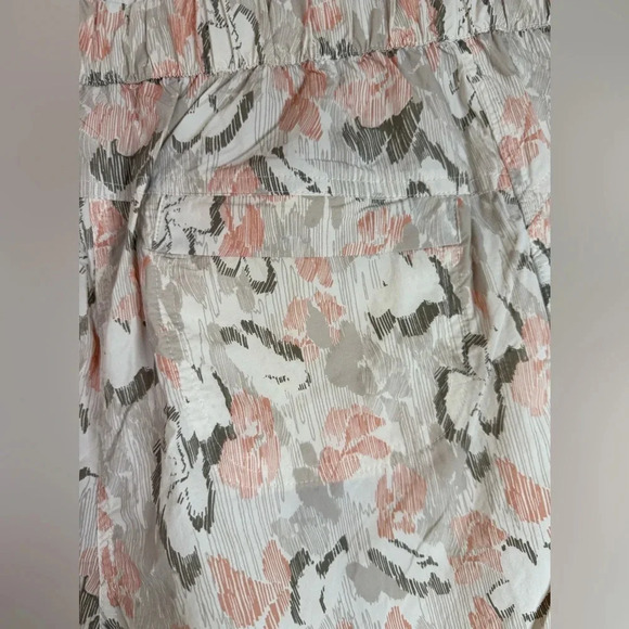 NWT Free People Movement Women’s In The Wild Ivory Combo Printed Shorts - Picture 4 of 7